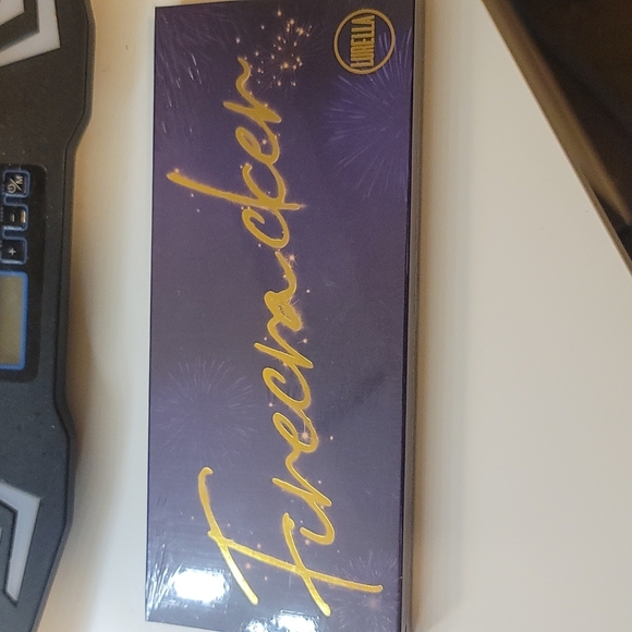 Lurella cosmetics Firecracker palette - Picture 1 of 2